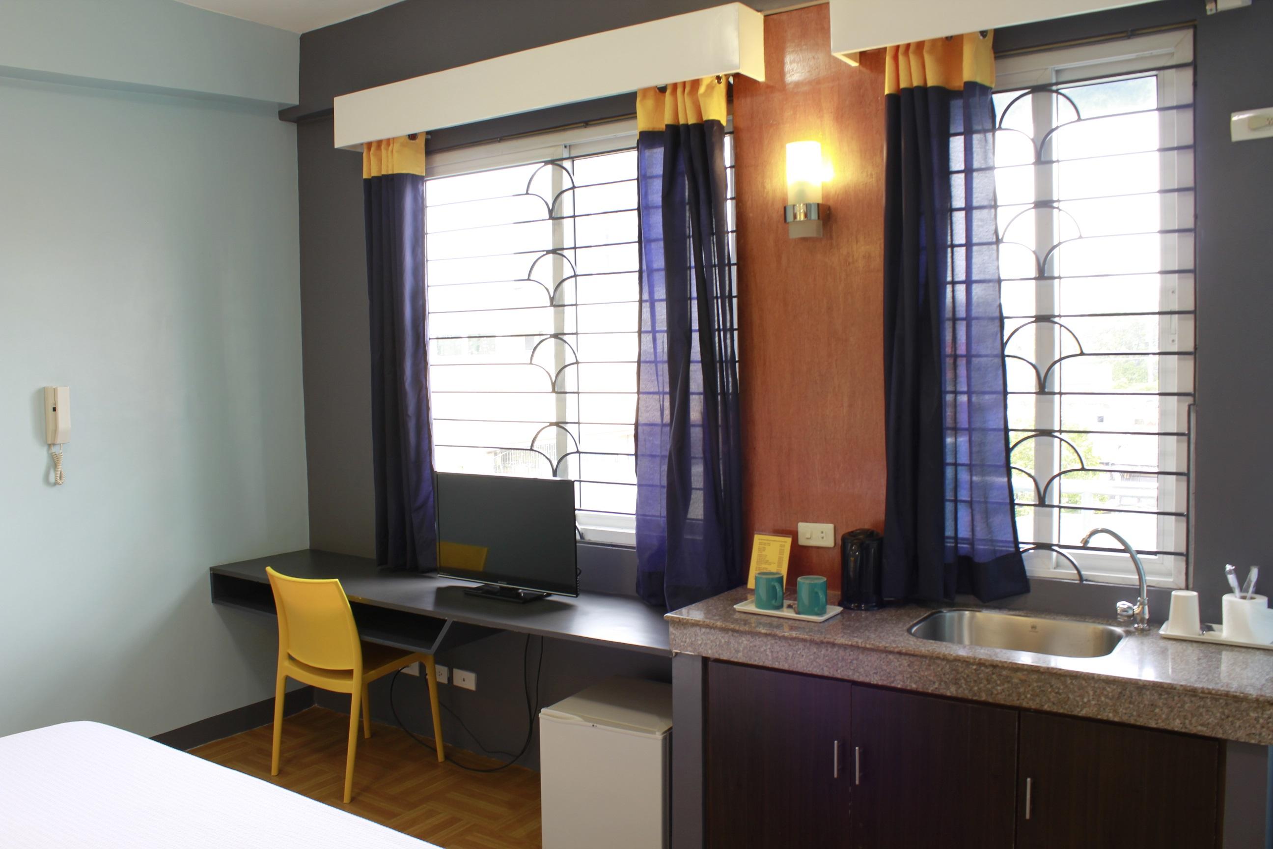 Leesons Residences Manila Exterior foto